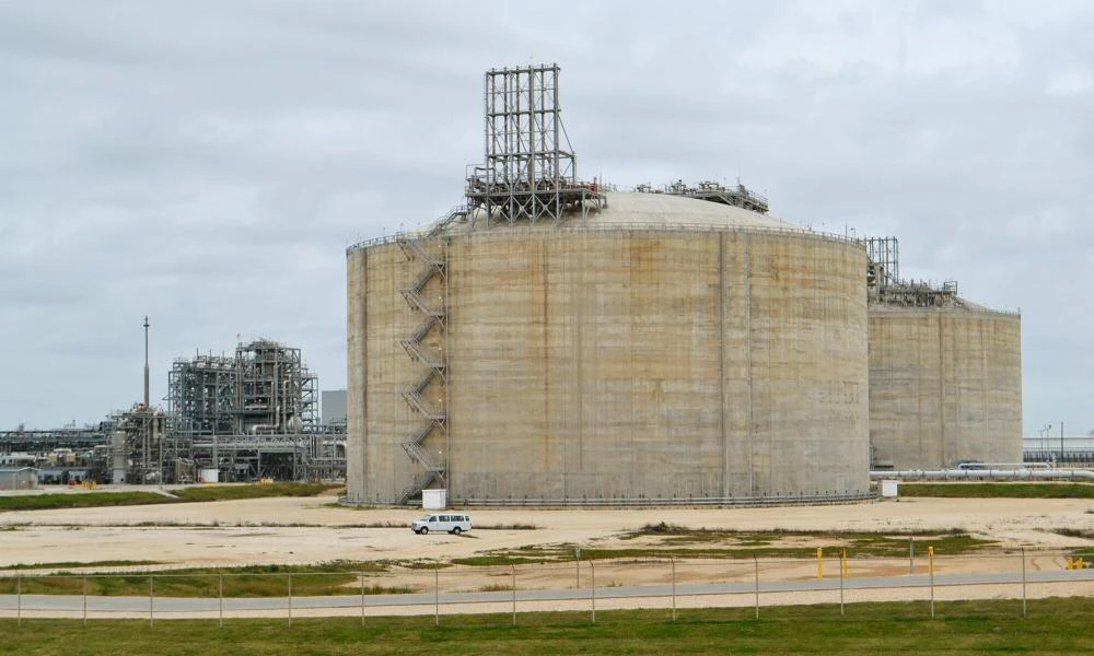 Απρόβλεπτη εξέλιξη με το LNG-Κίνδυνος να παγώσει η Ευρώπη από μια πυρκαγιά στις ΗΠΑ